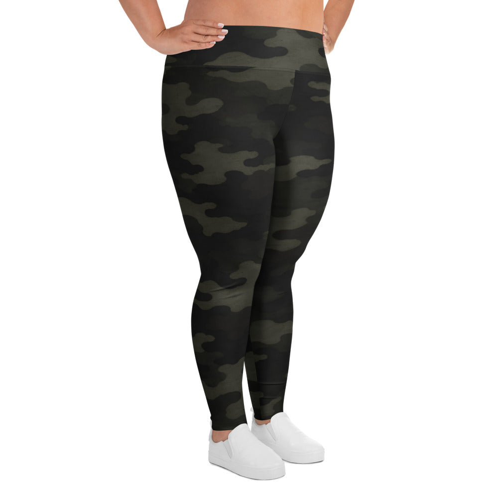 Plus size model wearing KING Lioness Military Camo leggings for training and lifestyle
