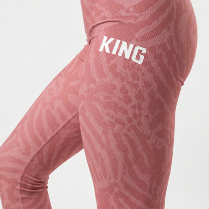 Minimal luxury women’s fitness leggings in dusty rose with second-skin fit